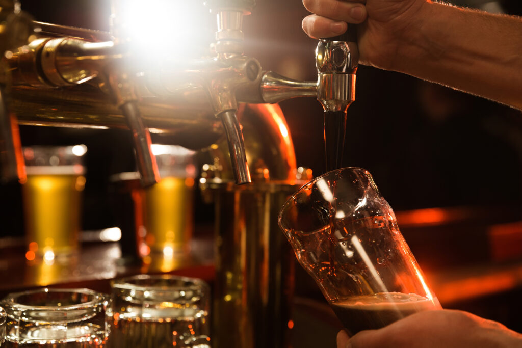 Dicas para Aproveitar Melhor sua Ida a um Bar ou Cervejaria Artesanal E